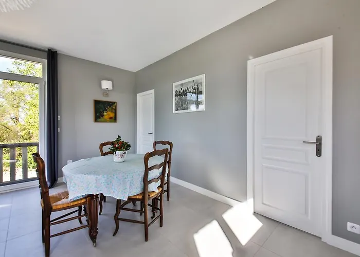 Дом отдыха Belle Vue Монтзоро